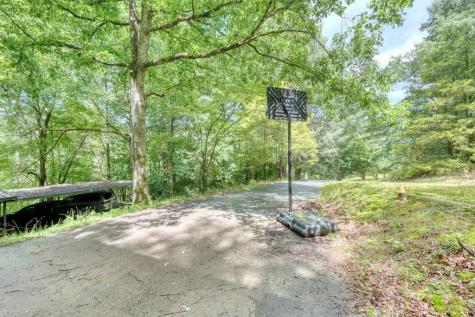 9258 Highway 60 Suches GA 30572