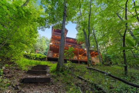 126 Brookwood Drive Blue Ridge GA 30513