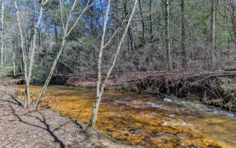627 Walker Ridge Ellijay GA 30540