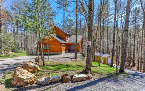 627 Walker Ridge Ellijay GA 30540