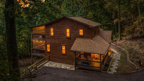 111 Windy Valley Spur Blue Ridge GA 30513