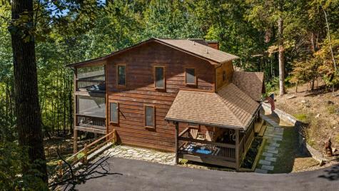 111 Windy Valley Spur Blue Ridge GA 30513