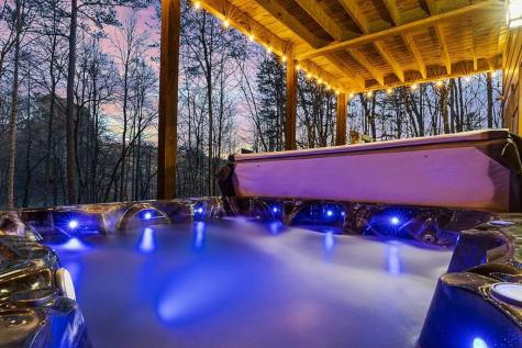 111 Windy Valley Spur Blue Ridge GA 30513