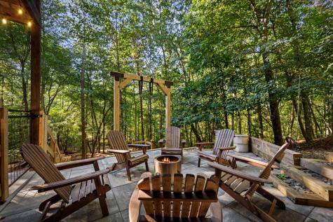 111 Windy Valley Spur Blue Ridge GA 30513
