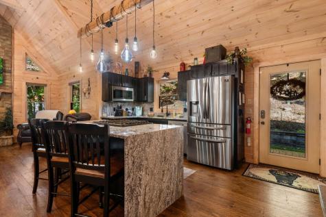111 Windy Valley Spur Blue Ridge GA 30513