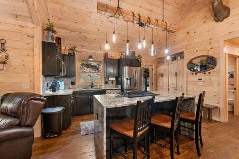 111 Windy Valley Spur Blue Ridge GA 30513