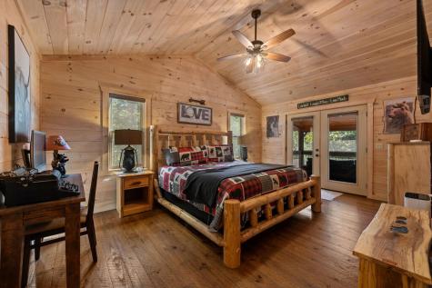 111 Windy Valley Spur Blue Ridge GA 30513