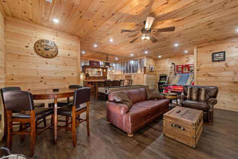 111 Windy Valley Spur Blue Ridge GA 30513