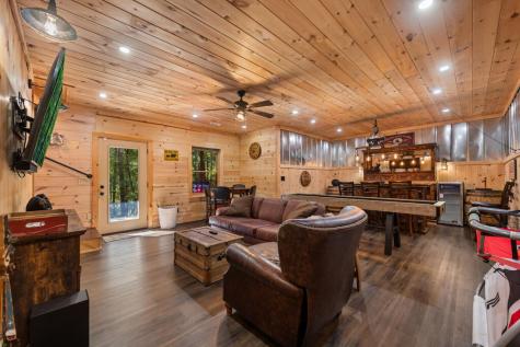111 Windy Valley Spur Blue Ridge GA 30513