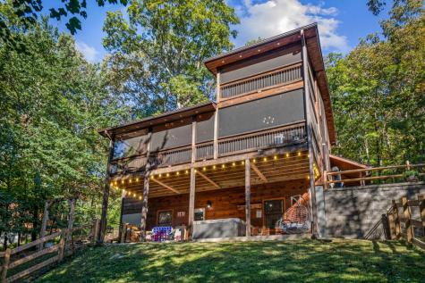 111 Windy Valley Spur Blue Ridge GA 30513