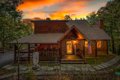 111 Windy Valley Spur Blue Ridge GA 30513