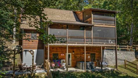 111 Windy Valley Spur Blue Ridge GA 30513