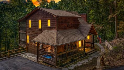 111 Windy Valley Spur Blue Ridge GA 30513