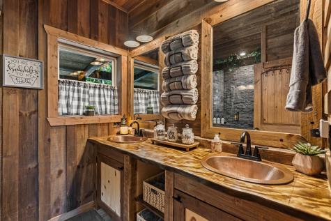 309 Elmwood Circle Ellijay GA 30540