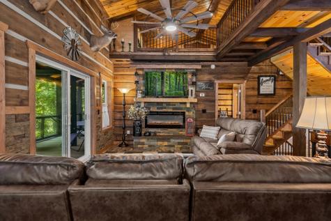 309 Elmwood Circle Ellijay GA 30540