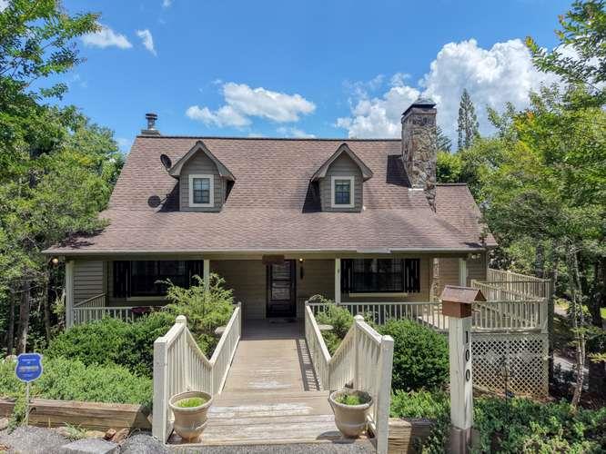 100 Sourwood Lane Hayesville NC 28904
