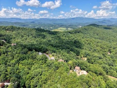 100 Sourwood Lane Hayesville NC 28904