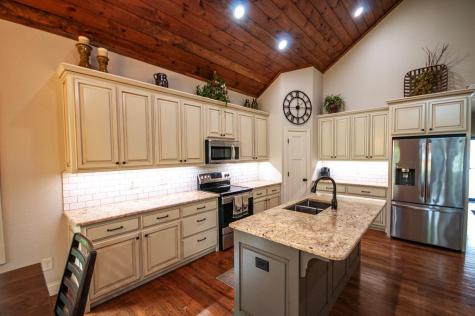 2068 Gallatin Road Young Harris GA 30582