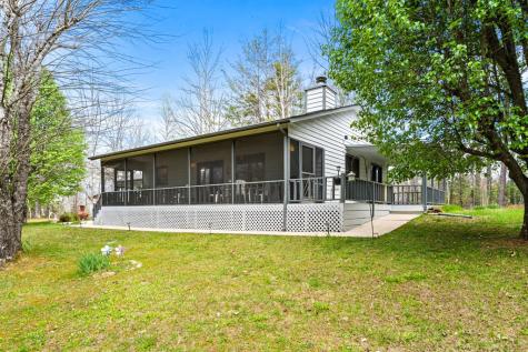 9045 Betty Jo Circle Young Harris GA 30582
