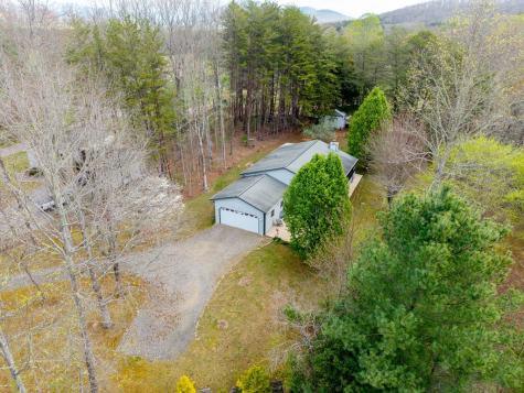 9045 Betty Jo Circle Young Harris GA 30582