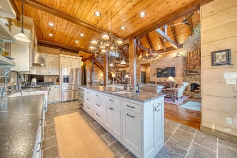 301 Hidden Cove Crossover Hayesville NC 28904