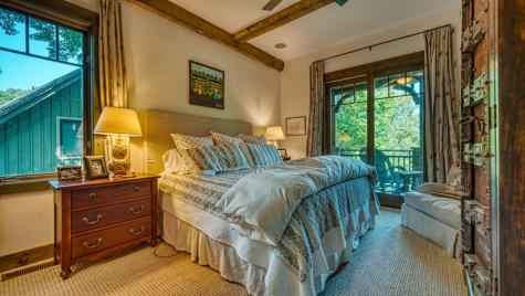 301 Hidden Cove Crossover Hayesville NC 28904