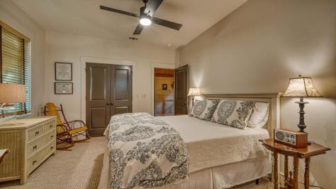 301 Hidden Cove Crossover Hayesville NC 28904