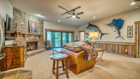 301 Hidden Cove Crossover Hayesville NC 28904