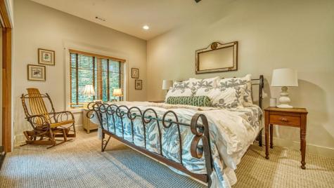 301 Hidden Cove Crossover Hayesville NC 28904