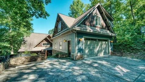 301 Hidden Cove Crossover Hayesville NC 28904