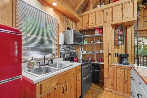 85 Lois Lane Blairsville GA 30512