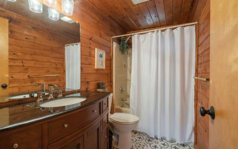 1311 Little Bushy Head Road Blue Ridge GA 30513