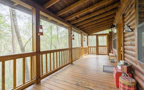 1311 Little Bushy Head Road Blue Ridge GA 30513