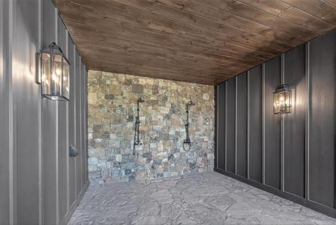 1753 Grassy Creek Road Copperhill TN 37317
