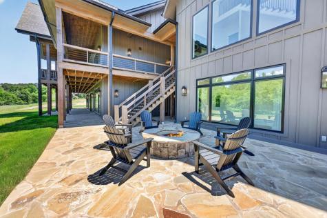1753 Grassy Creek Road Copperhill TN 37317
