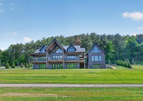 1753 Grassy Creek Road Copperhill TN 37317