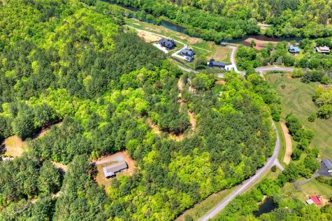 1753 Grassy Creek Road Copperhill TN 37317