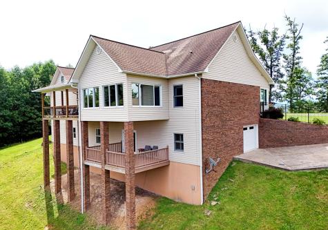 237 Terrace Lane Blairsville GA 30512