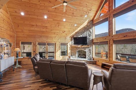 4760 Anderson Road Hiawassee GA 30546