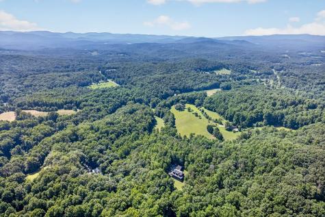 408 Mountain Creek Way Ellijay GA 30536