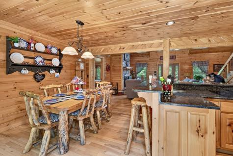 408 Mountain Creek Way Ellijay GA 30536