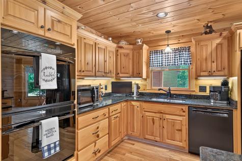 408 Mountain Creek Way Ellijay GA 30536