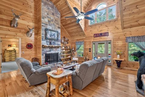 408 Mountain Creek Way Ellijay GA 30536