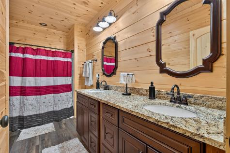 408 Mountain Creek Way Ellijay GA 30536