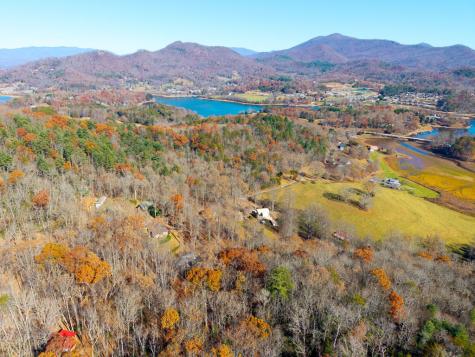 668 Tay Walk Way Hiawassee GA 30546