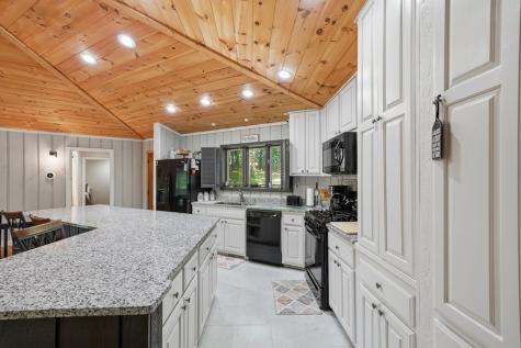 775 Mountain Oak Road Ellijay GA 30540