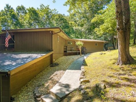 775 Mountain Oak Road Ellijay GA 30540