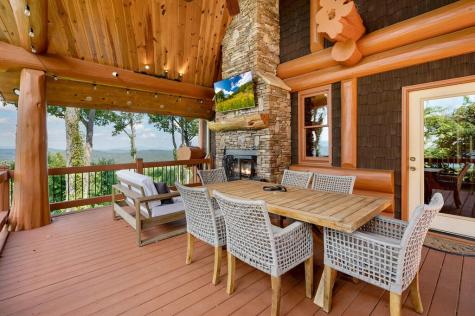 502 Overlook Drive Blue Ridge GA 30513