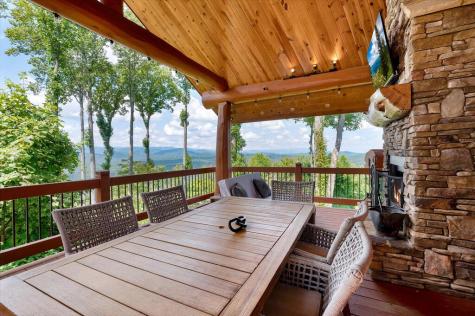 502 Overlook Drive Blue Ridge GA 30513