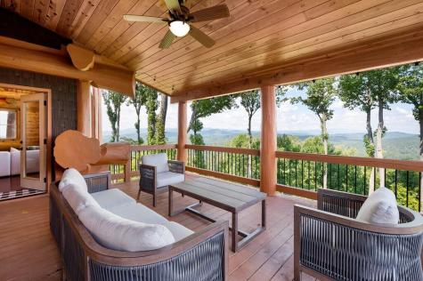 502 Overlook Drive Blue Ridge GA 30513